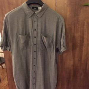 Grey button-down tunic